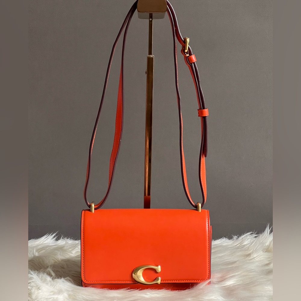 CD724 - Coach Bandit Crossbody - Picture 5 of 16
